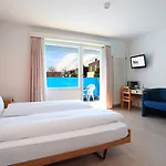 Lodge, Pool & Garden Retreat 3*