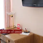 ホテル Lodge, Pool & Garden Retreat アスコナ