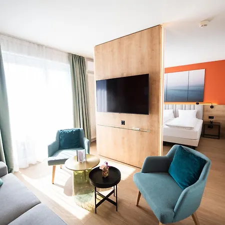 Hotel Lodge, Pool & Garden Retreat Ascona