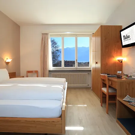 فندق Lodge, Pool & Garden Retreat