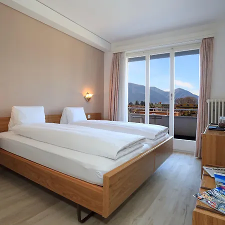 Hotel Lodge, Pool & Garden Retreat 3*