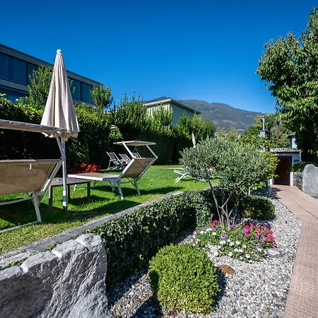 Lodge, Pool & Garden Retreat Ξενοδοχείο 3*