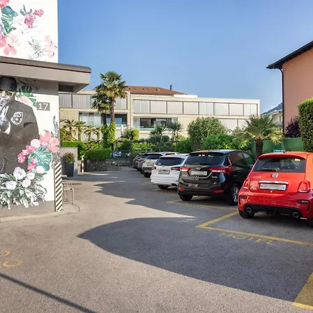 Lodge, Pool & Garden Retreat 3* Ascona