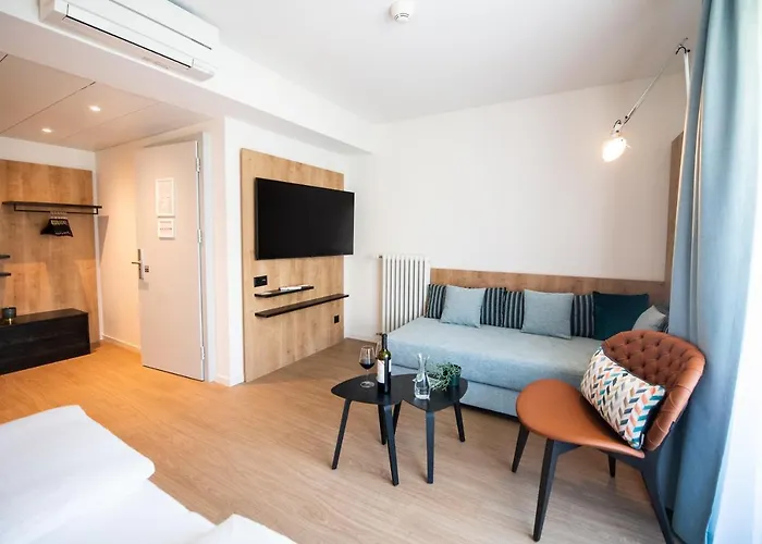 Lodge, Pool&garden Retreat Ascona