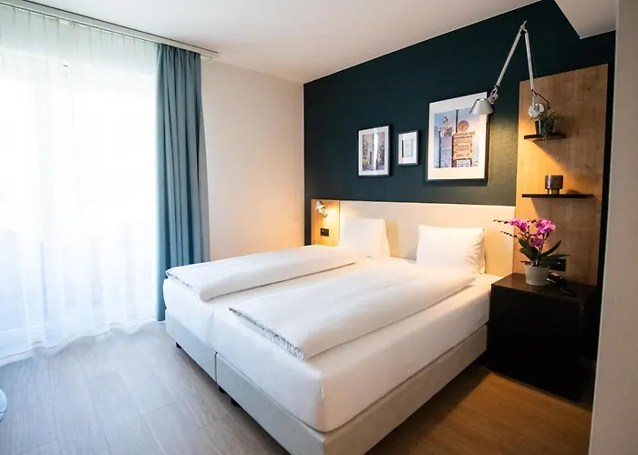 Lodge, Pool & Garden Retreat 3* Ασκόνα