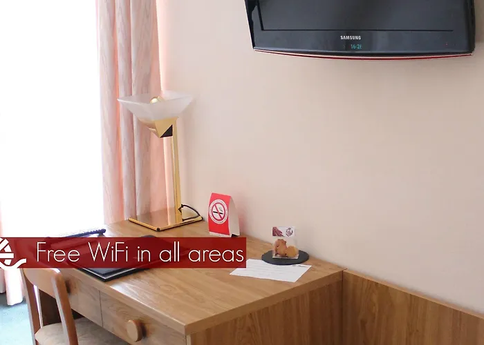 Ξενοδοχείο Lodge, Pool & Garden Retreat Ασκόνα