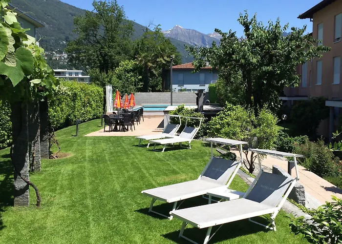 Lodge, Pool & Garden Retreat Ξενοδοχείο Ασκόνα