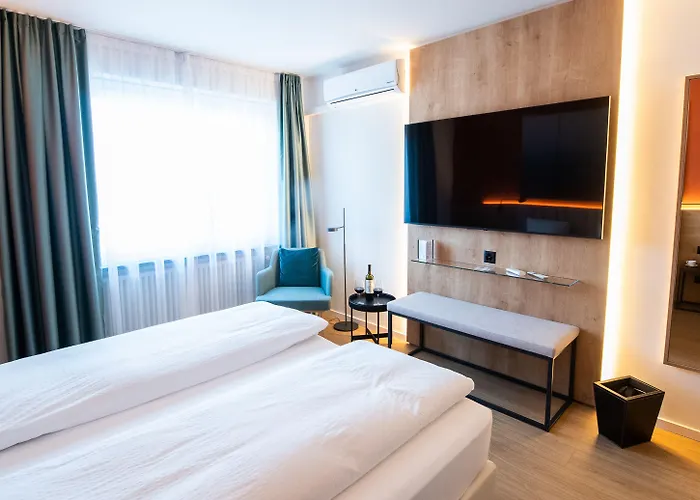 Hotel Lodge, Pool & Garden Retreat 3*